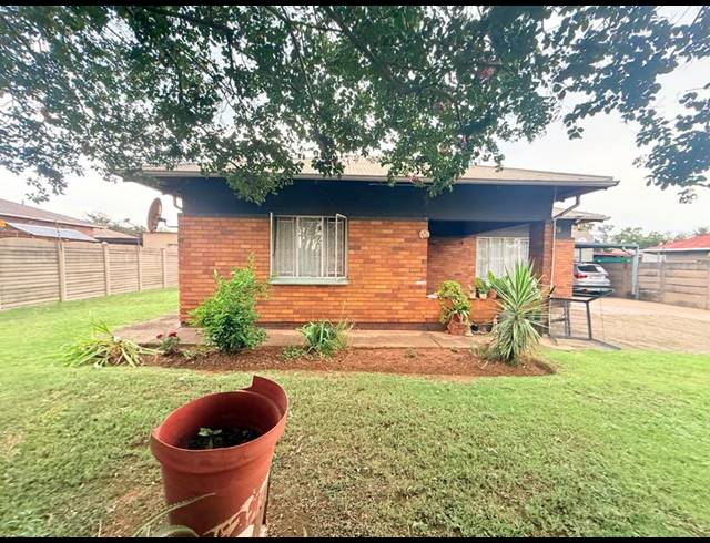 3 BEDROOM HOUSE FOR SALE IN VANDERBIJLPARK CW 6